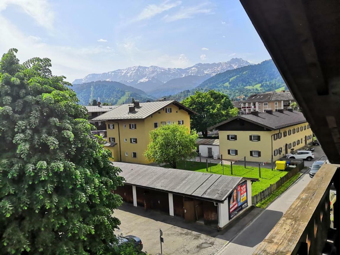 Lovely City Center Apartment Garmisch-Partenkirchen Exterior photo